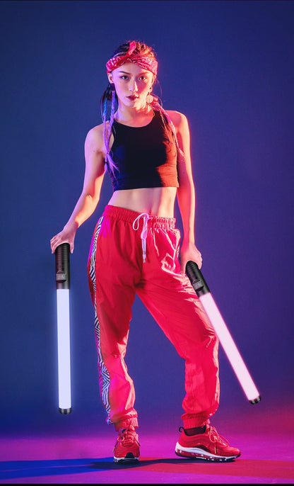 عصا إضاءة LED محمولة للتصوير الفوتوغرافي مع درجة حرارة قابلة للتعديل وضوء جليدي